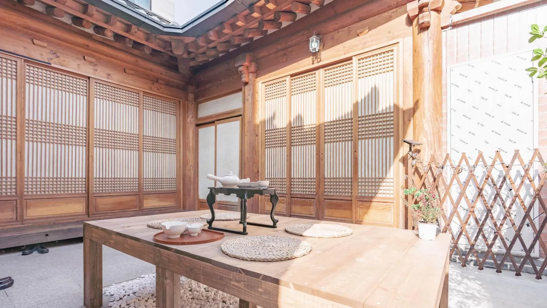别墅 Traditional Family Hanok, Moonlight Fragrance 首爾