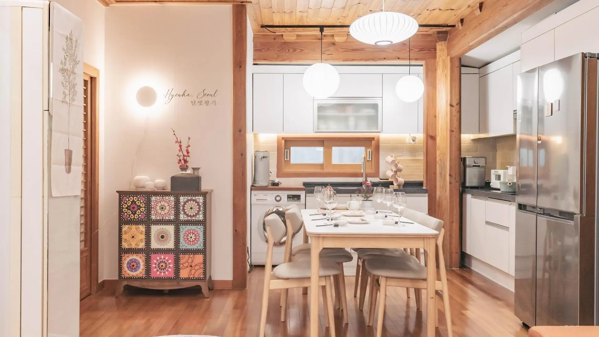 Villa Traditional Family Hanok, Moonlight Fragrance Seul