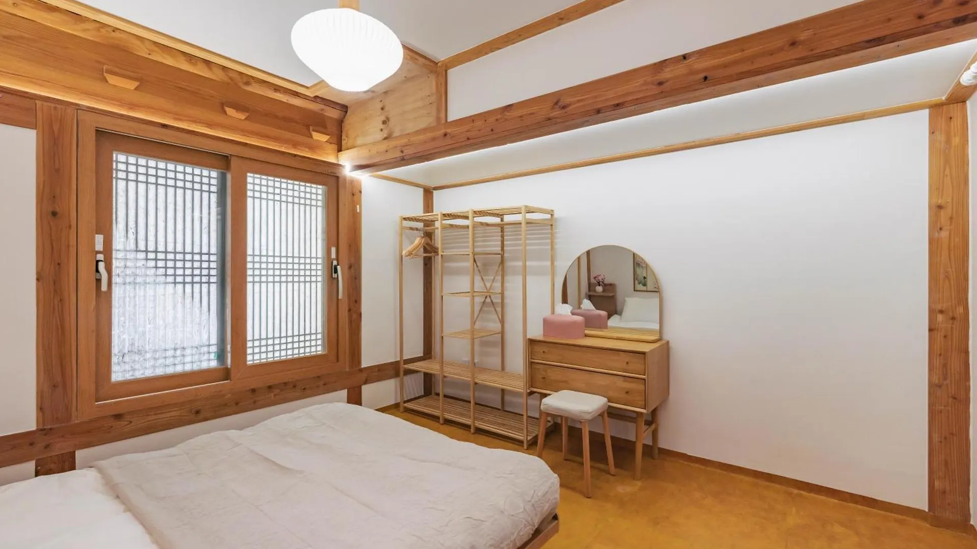 Traditional Family Hanok, Moonlight Fragrance 首爾 韩国