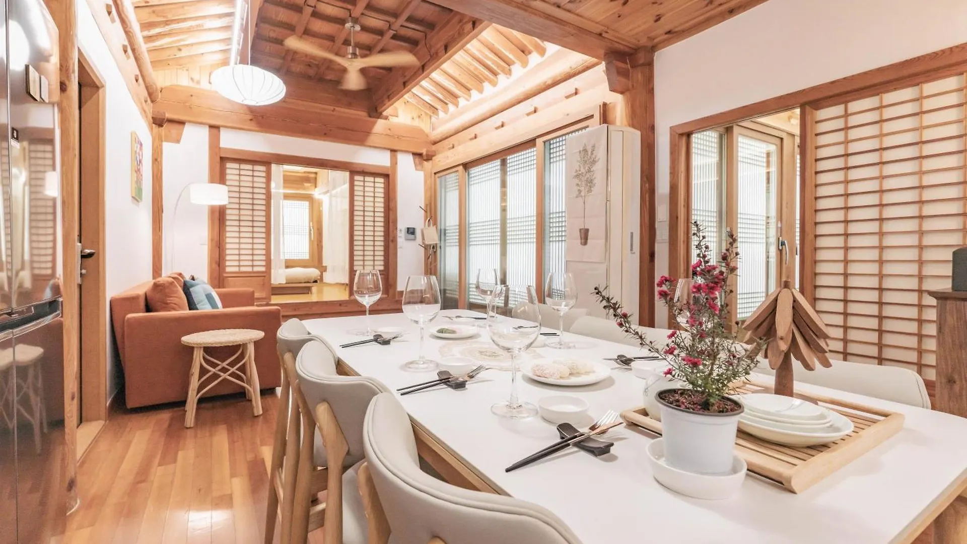 Traditional Family Hanok, Moonlight Fragrance 首爾 韩国