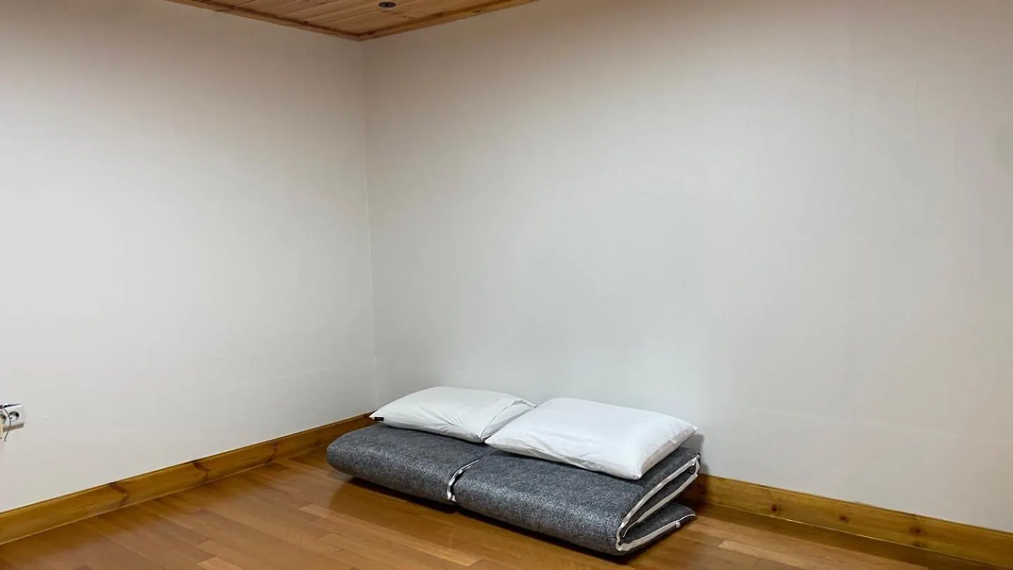 Traditional Family Hanok, Moonlight Fragrance 首爾 0*,